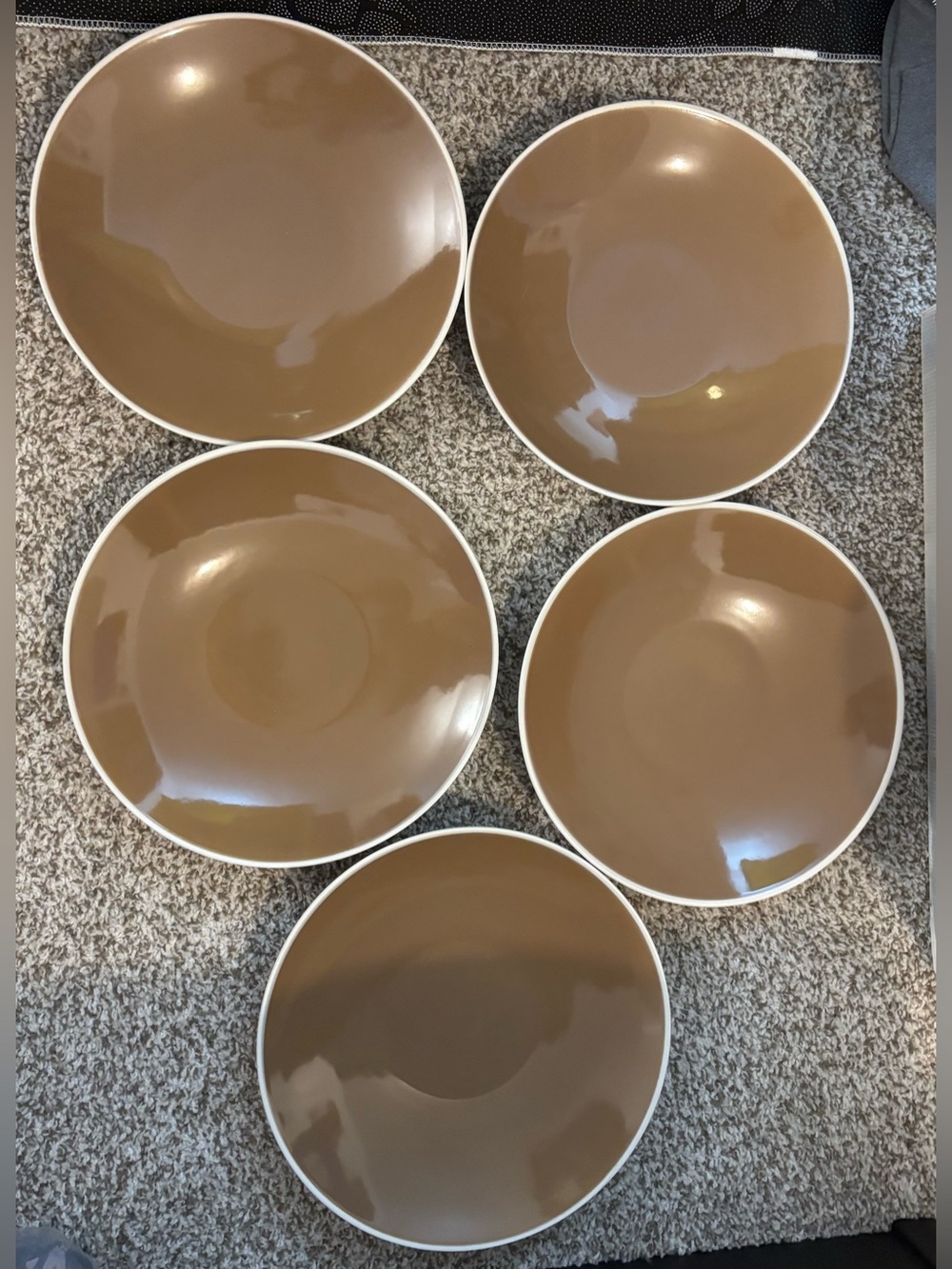 Set of 5 Home Tan With White Boarder Deep Dish Ceramic Dinner Plates NWOT